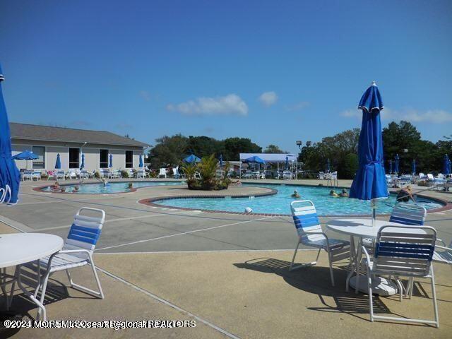 38 Markham Road Brick, NJ 08724 - Photo 24 of 25 Pool