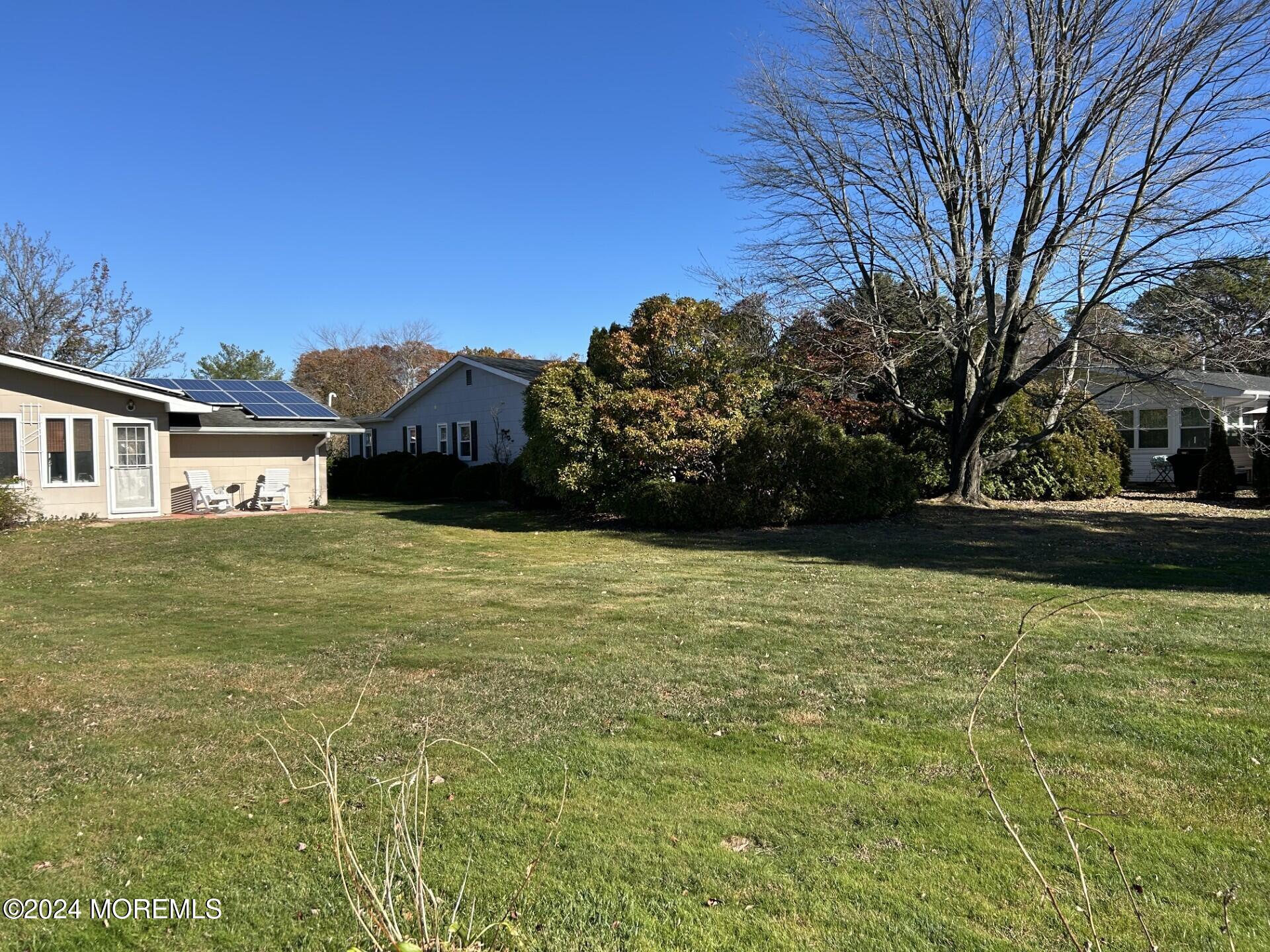 38 Markham Road Brick, NJ 08724 - Photo 10 of 25 Behind Sunroom