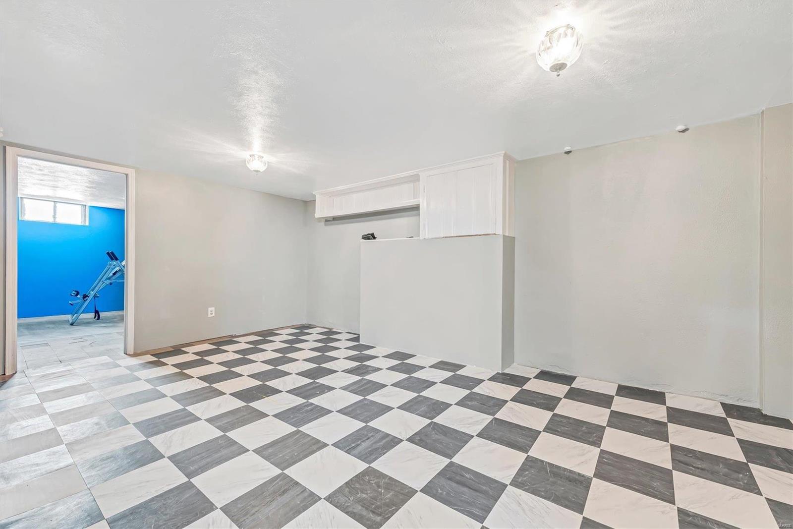 7845 Morgan Ford Road St. Louis, MO 63123 - Photo 20 of 28 Gallery Image 20