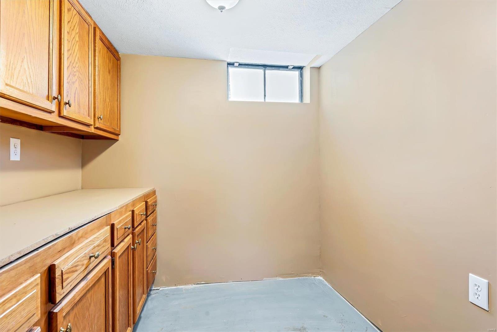7845 Morgan Ford Road St. Louis, MO 63123 - Photo 25 of 28 Gallery Image 25