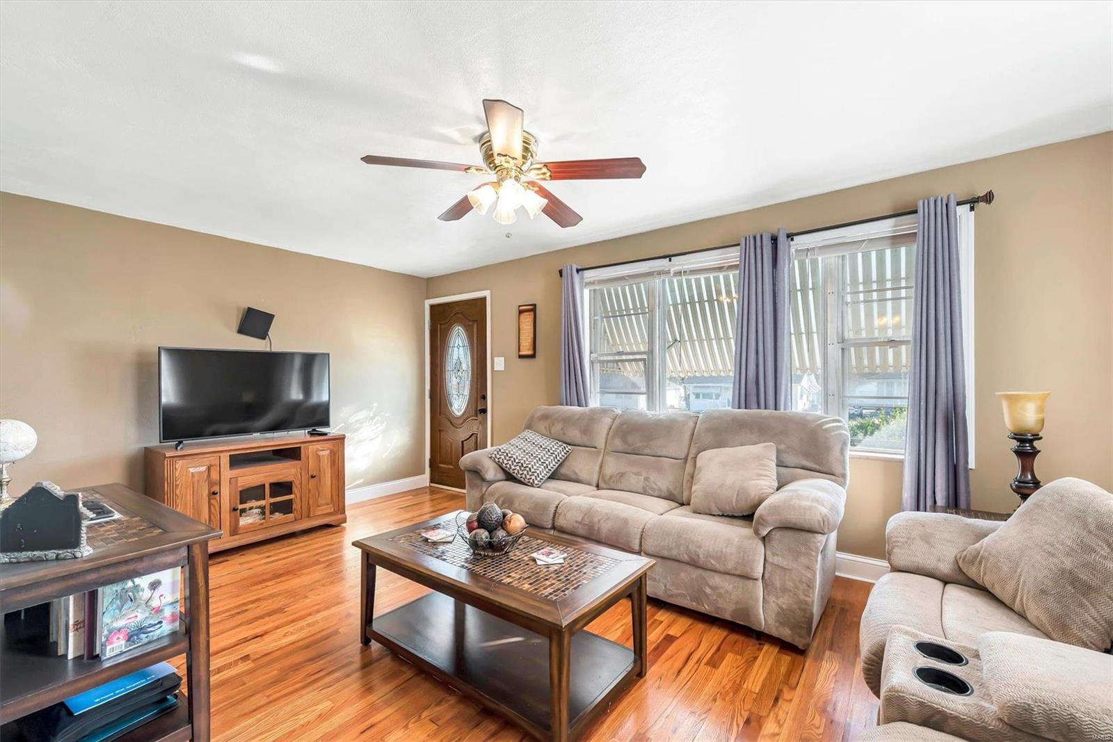 7845 Morgan Ford Road St. Louis, MO 63123 - Photo 4 of 28 Gallery Image 4