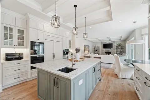 $2,988,000 | 12888 Pond Apple Drive West, Naples, FL 34119