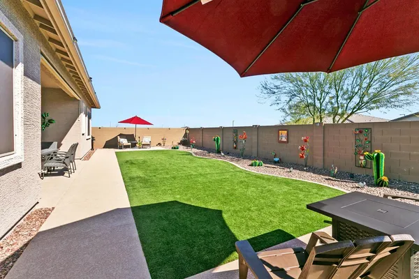 $2,700 | 24847 North 175th Drive, Surprise, AZ 85387