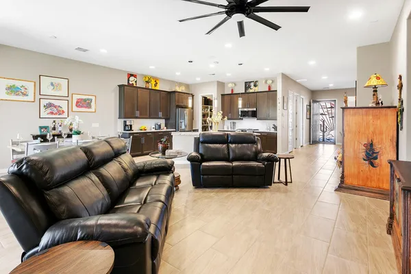 $2,700 | 24847 North 175th Drive, Surprise, AZ 85387
