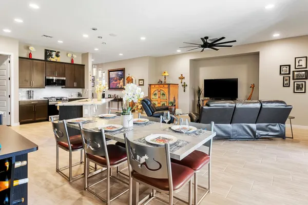 $2,700 | 24847 North 175th Drive, Surprise, AZ 85387