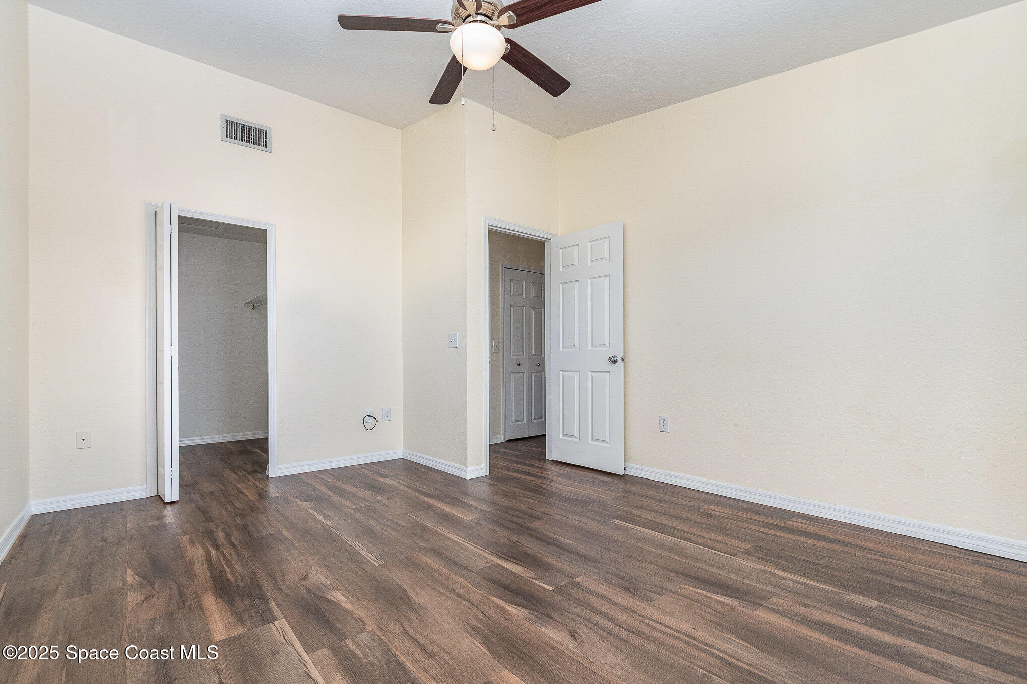 1920 Quail Ridge Court, Unit 2101 Cocoa, FL 32926 - Photo 20 of 50 Primary Bedroom