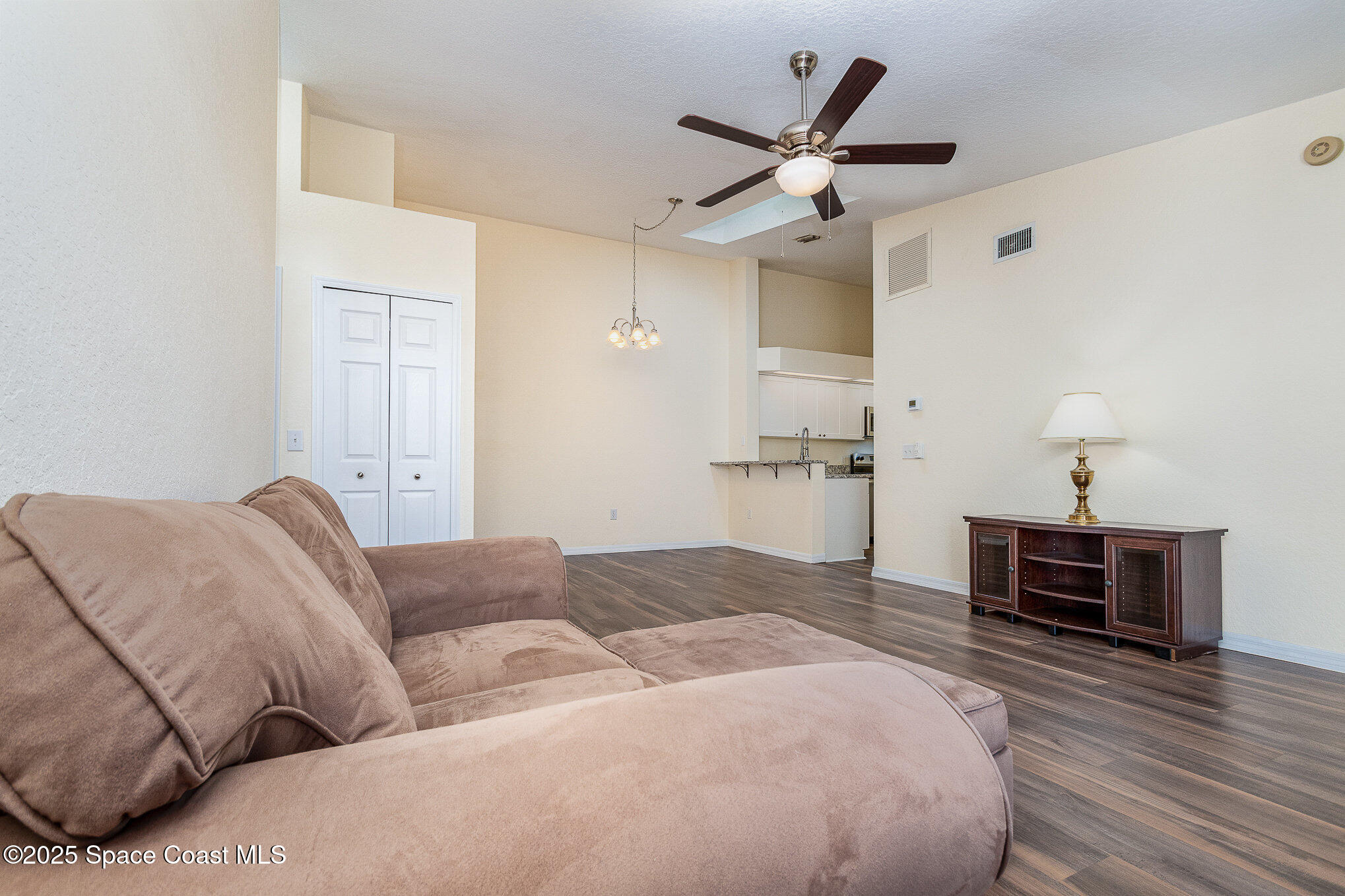 1920 Quail Ridge Court, Unit 2101 Cocoa, FL 32926 - Photo 9 of 50 Living Room