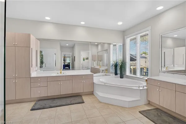 $1,975,000 | 4060 Skyway Drive, Unit 45, Naples, FL 34112