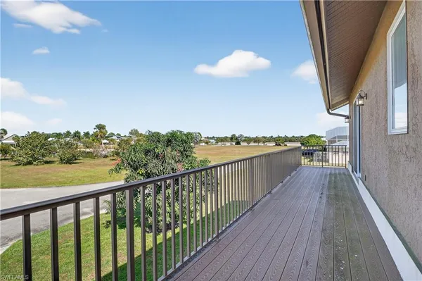 $1,975,000 | 4060 Skyway Drive, Unit 45, Naples, FL 34112