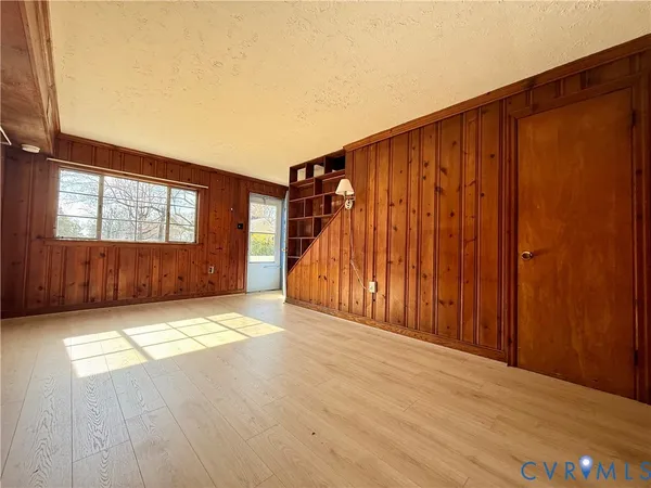 $1,150 | 406 Bradsher Avenue, Unit A, Colonial Heights, VA 23834