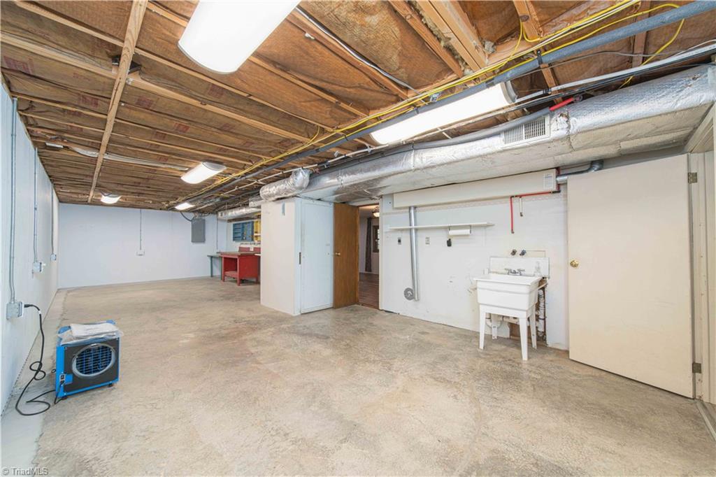 3306 Midkiff Road Winston-Salem, NC 27106 - Photo 30 of 33 Gallery Image 30