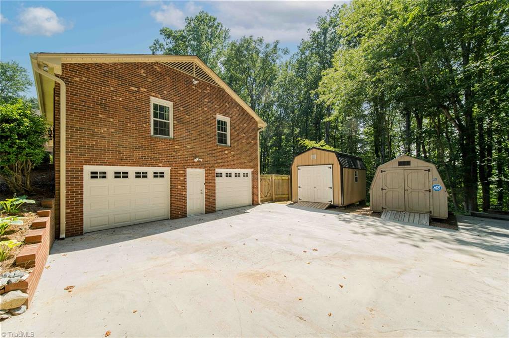 3306 Midkiff Road Winston-Salem, NC 27106 - Photo 3 of 33 Gallery Image 3