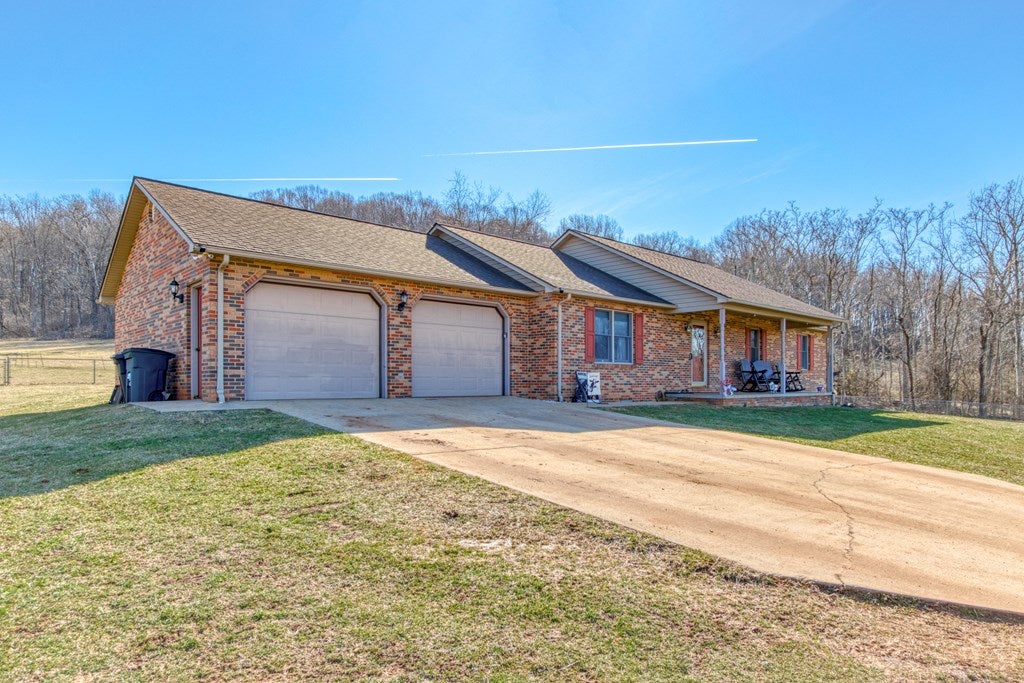 1604 Rickey Road Max Meadows, VA 24360 - Photo 5 of 73 Gallery Image 5