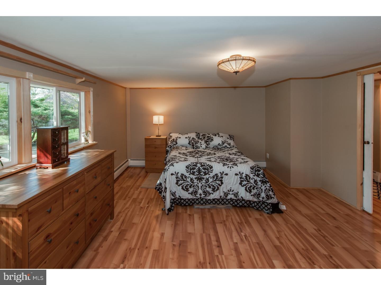 35 Taylor Road Conshohocken, PA 19428 - Photo 12 of 23 Gallery Image 12