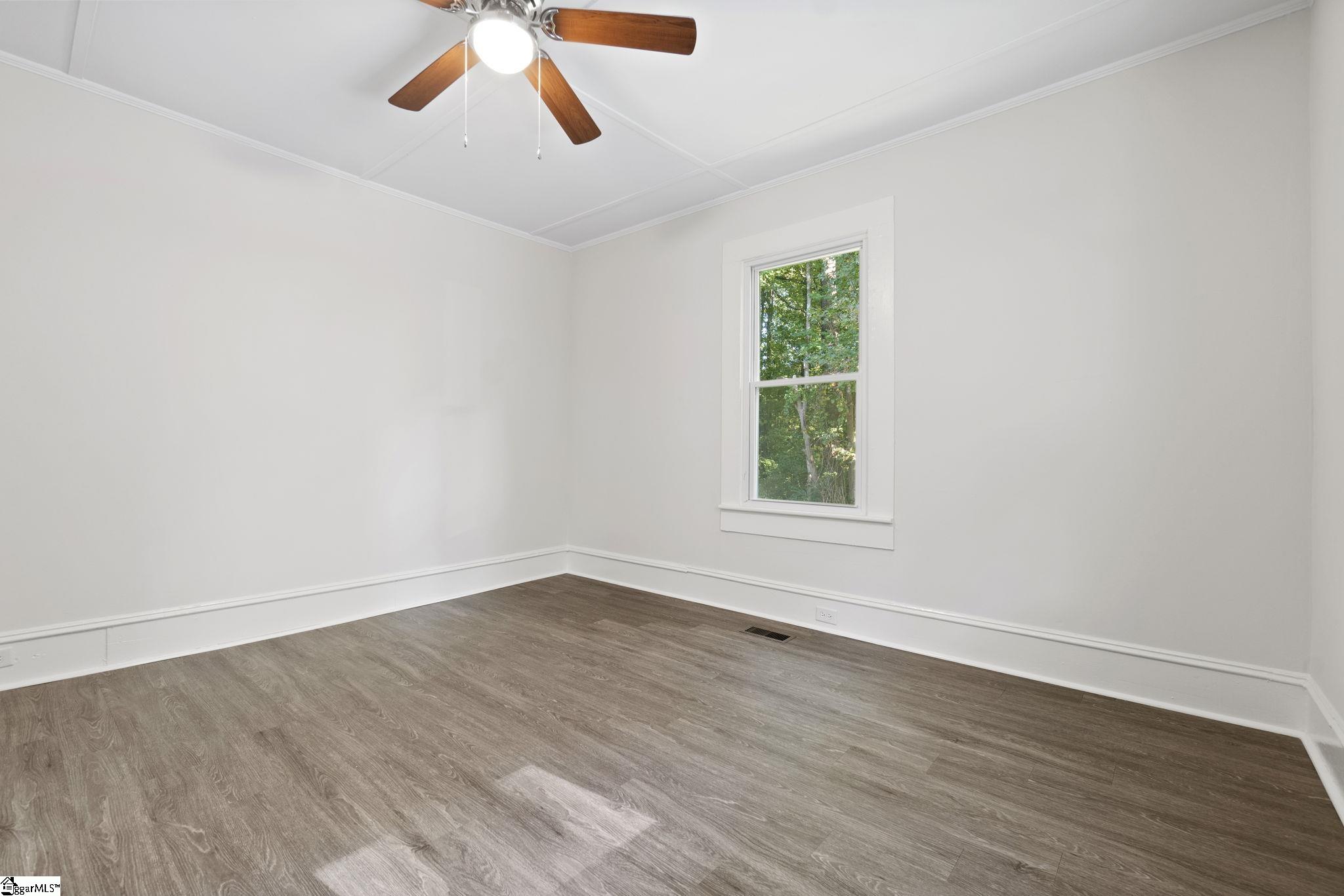 405 Highway 292 Inman, SC 29349 - Photo 14 of 36