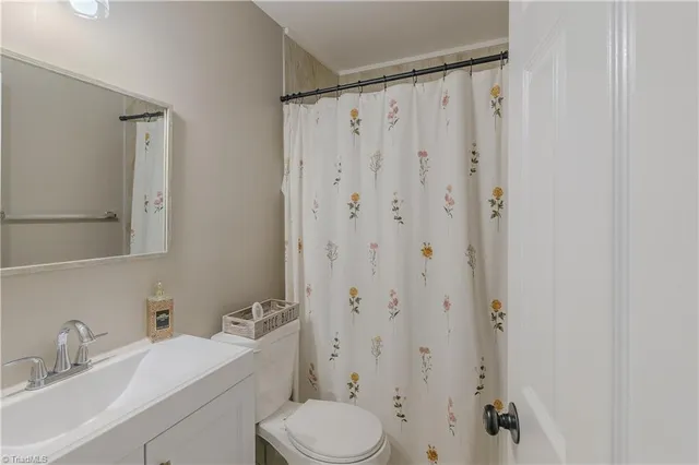 $229,900 | 386 Lovers Lane, Mount Airy, NC 27030