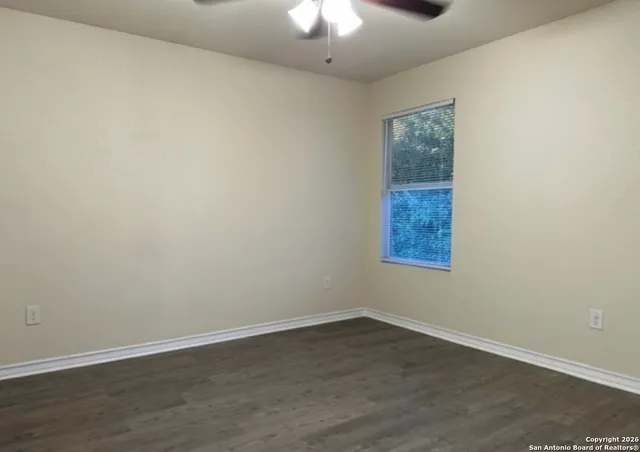 $1,300 | 16806 Showdown Path, Unit 1, Selma, TX 78154