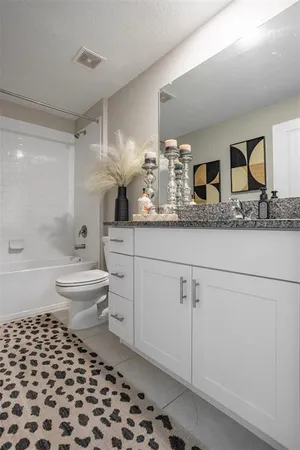 $334,900 | 15415 Miller Creek Drive, Sun City Center, FL 33573