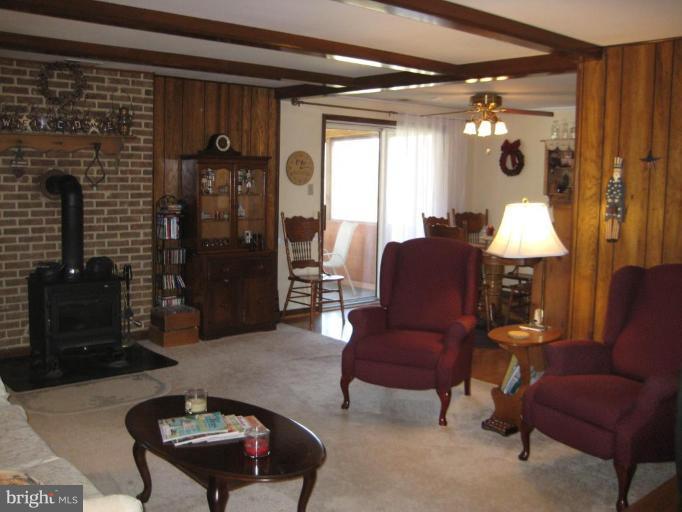 525 Summit Point Road Berryville, VA 22611 - Photo 8 of 29 Family Room