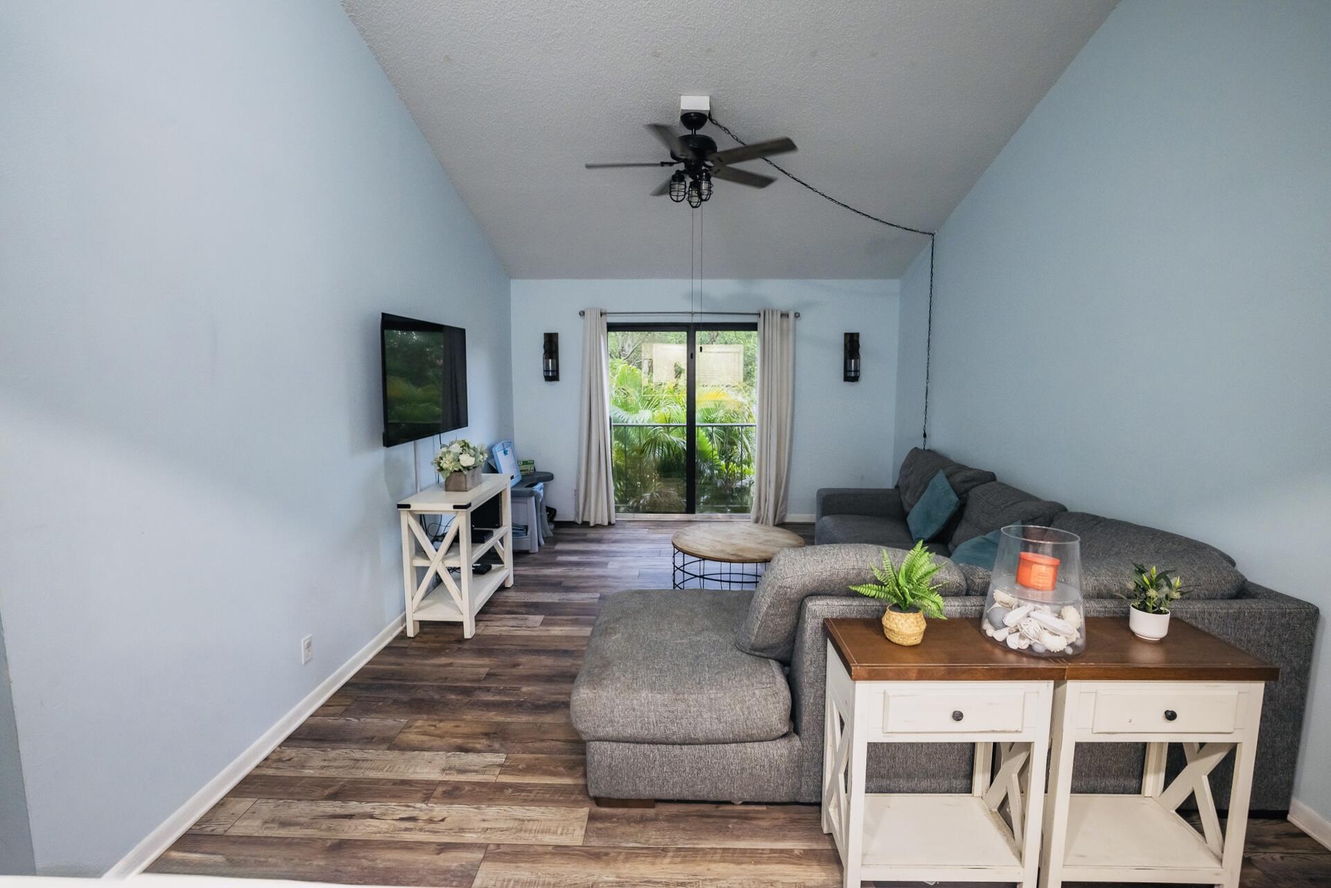 50 Southeast 12th Street, Unit 2330 Boca Raton, FL 33432 - Photo 4 of 17 8E4A7423