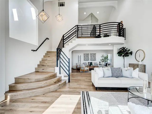 $1,985,000 | 12254 Circula Panorama Place, North Tustin, CA 92705