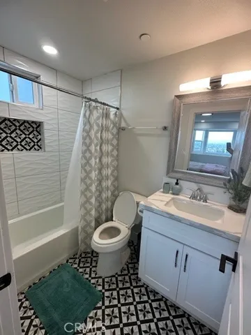 $1,985,000 | 12254 Circula Panorama Place, North Tustin, CA 92705