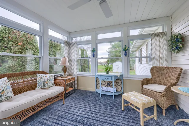 $250,000 | 10 Carriage Drive, Gordonville, PA 17529