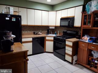 27 Eaves Mill Road Medford, NJ 08055 - Photo 3 of 12