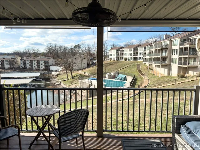 $230,000 | 123 Barba Le Lane, Unit 1B, Lake Ozark, MO 65049