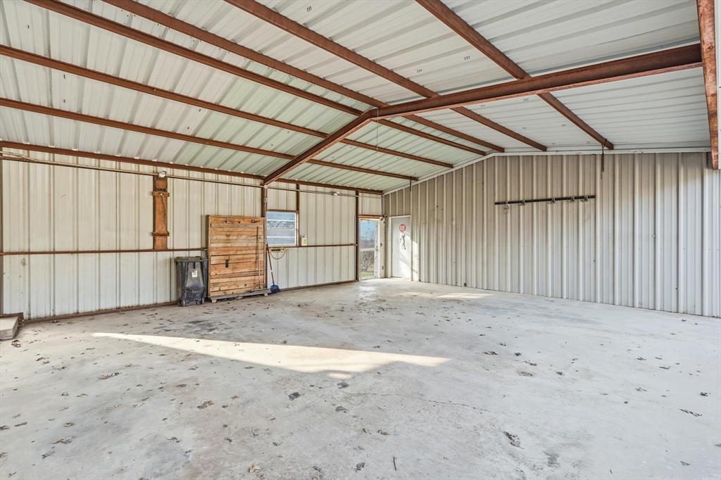 123 Valley Ranch Road Sherman, TX 75092 - Photo 4 of 40 Carport