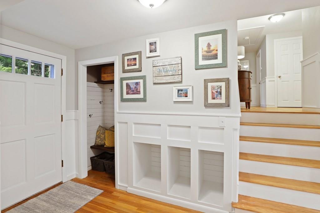 4 McMahon Road Bedford, MA 01730 - Photo 4 of 40 Gallery Image 4