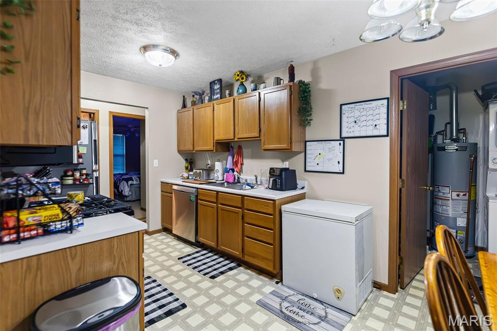 51 Logan Street Aviston, IL 62216 - Photo 12 of 46