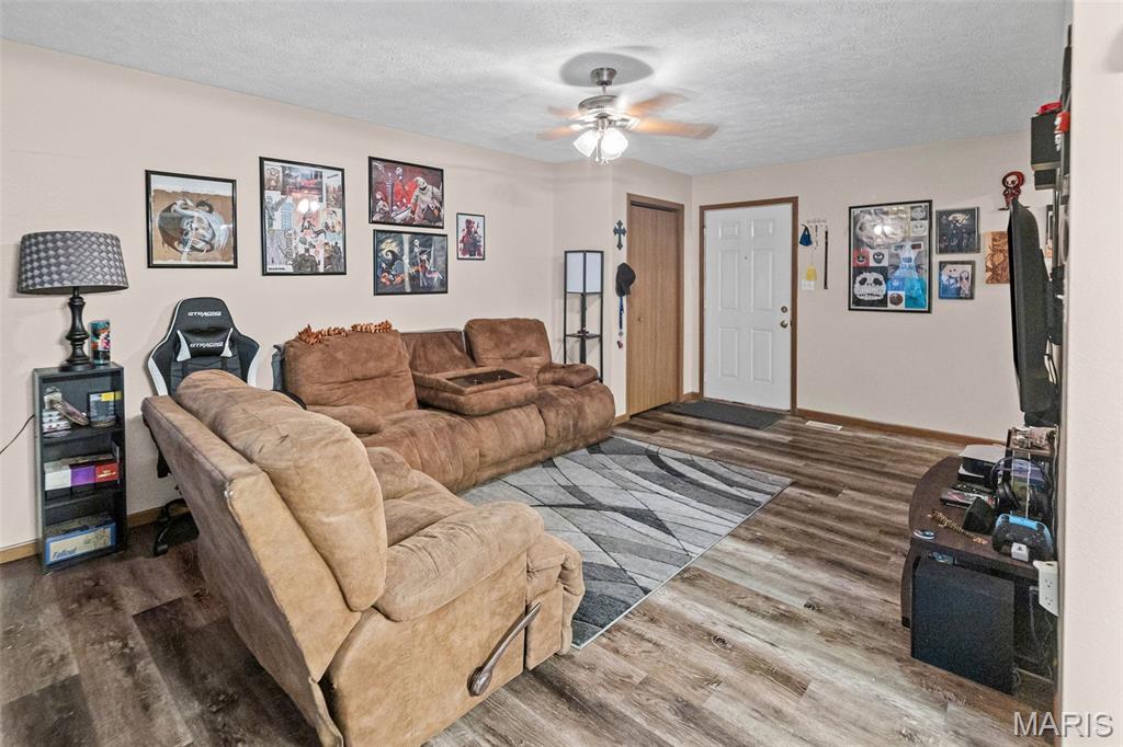 51 Logan Street Aviston, IL 62216 - Photo 23 of 46