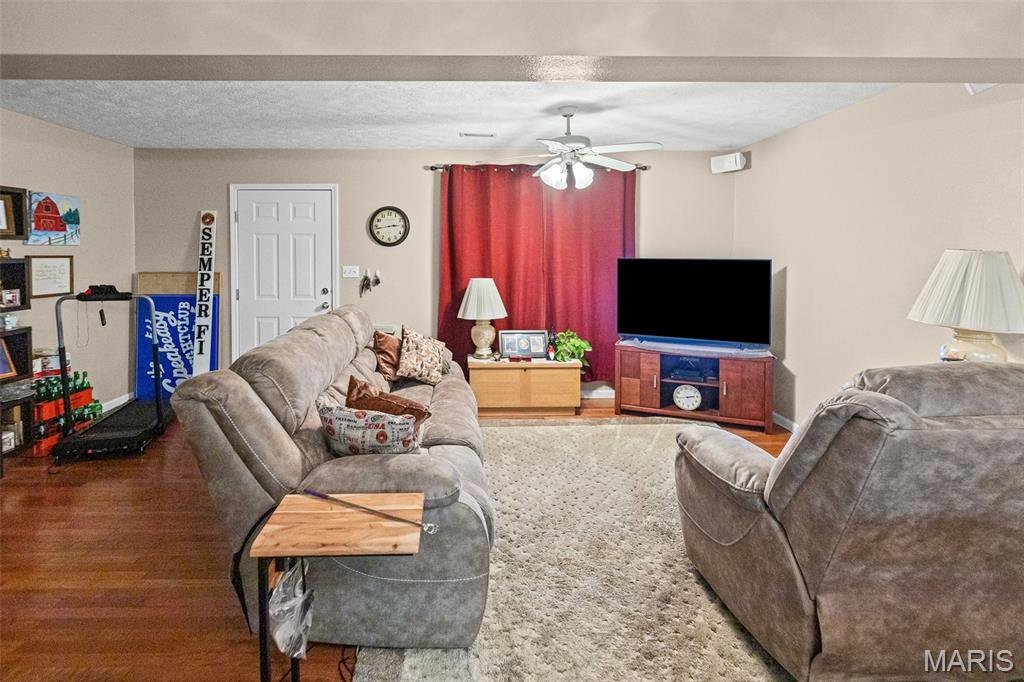 51 Logan Street Aviston, IL 62216 - Photo 35 of 46
