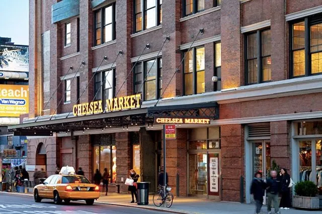 a picture of a table and chairs