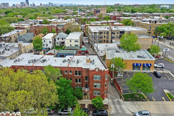 $175,000 | 1627 West Columbia Avenue, Unit GW, Chicago, IL 60626