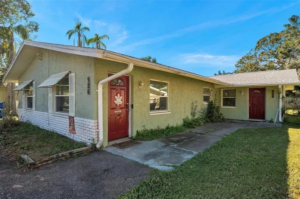 $465,000 | 926 Lake Palms Drive, Largo, FL 33771