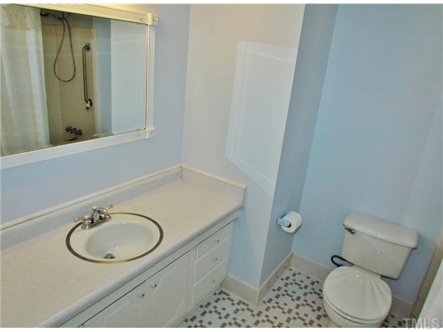 1540 Shadowood Lane Raleigh, NC 27612 - Photo 21 of 25 Gallery Image 21