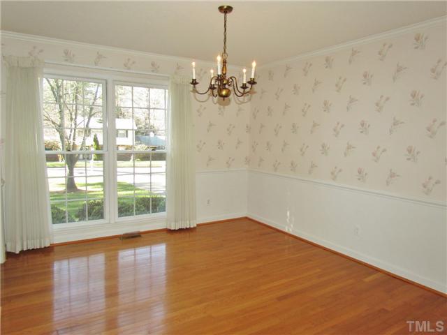 1540 Shadowood Lane Raleigh, NC 27612 - Photo 4 of 25 Gallery Image 4