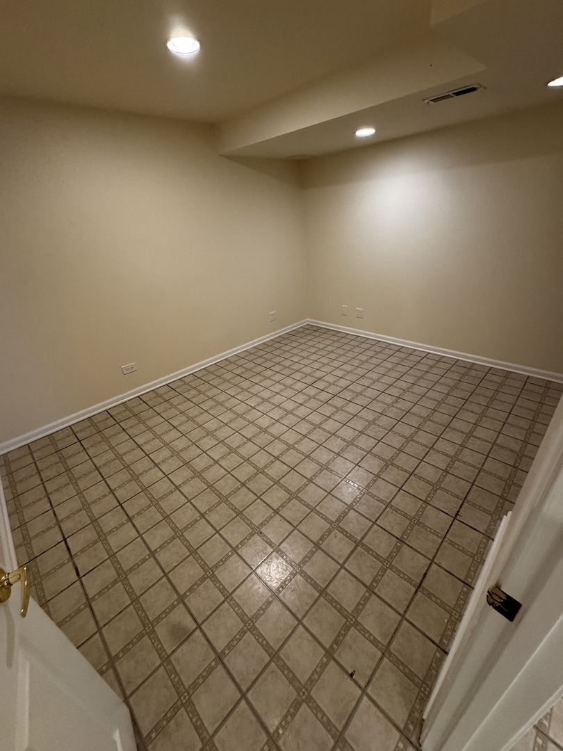 786 Greenwood Road Northbrook, IL 60062 - Photo 22 of 25