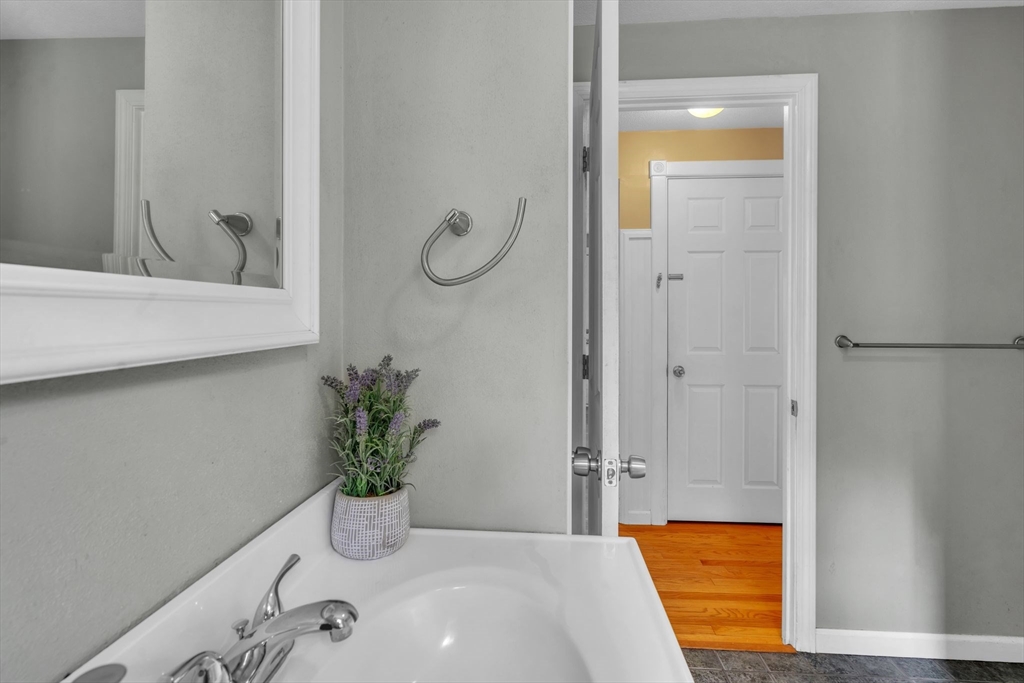 547 Stony Hill Road Wilbraham, MA 01095 - Photo 24 of 42 Gallery Image 24