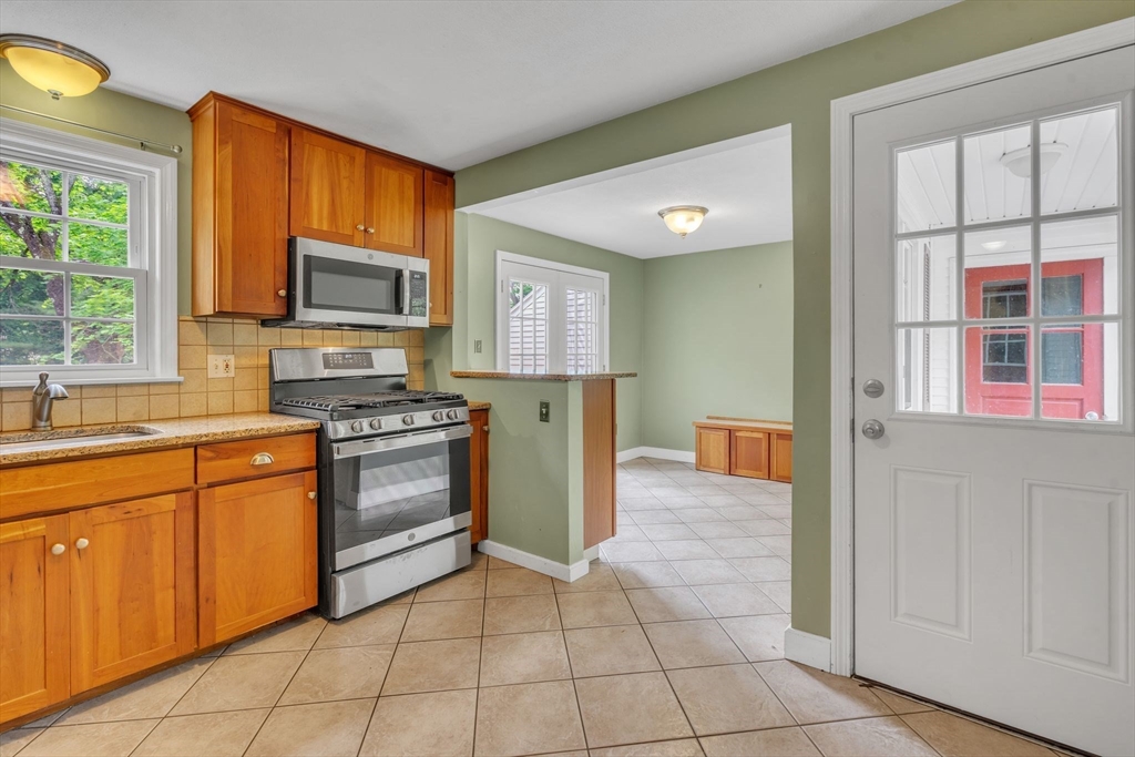 547 Stony Hill Road Wilbraham, MA 01095 - Photo 6 of 42 Gallery Image 6