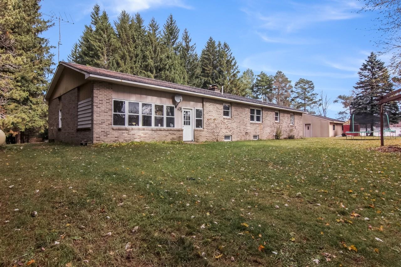 7533 Lund Road Southwest Fife Lake, MI 49633 - Photo 27 of 41 1896708-26.JPG