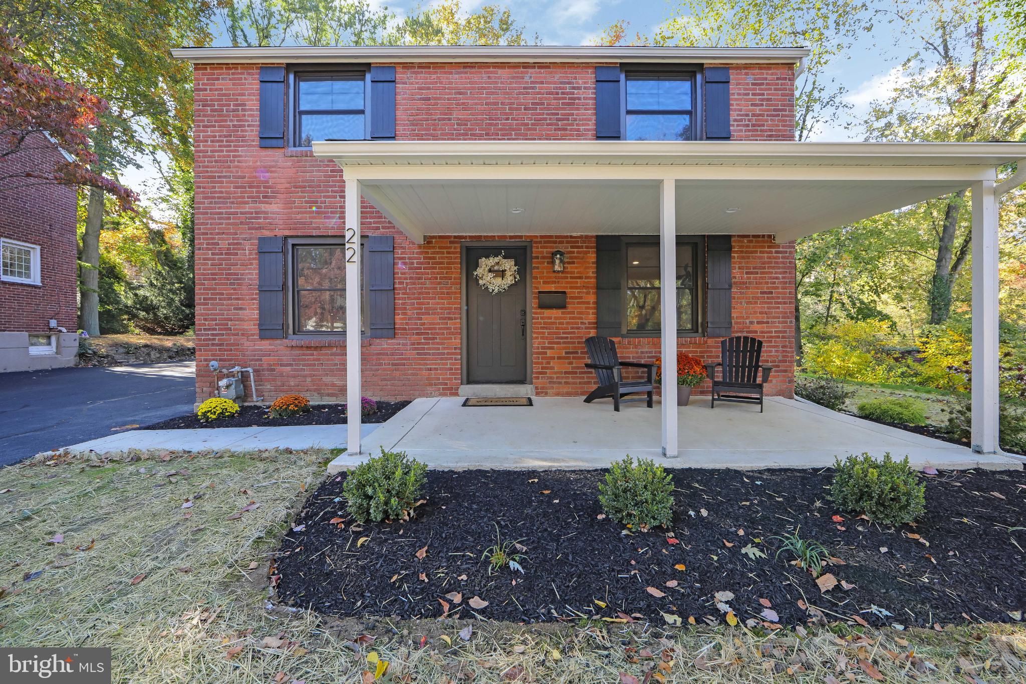 22 Scenic Road Springfield, PA 19064 - Photo 4 of 56 a view of a house with a porch