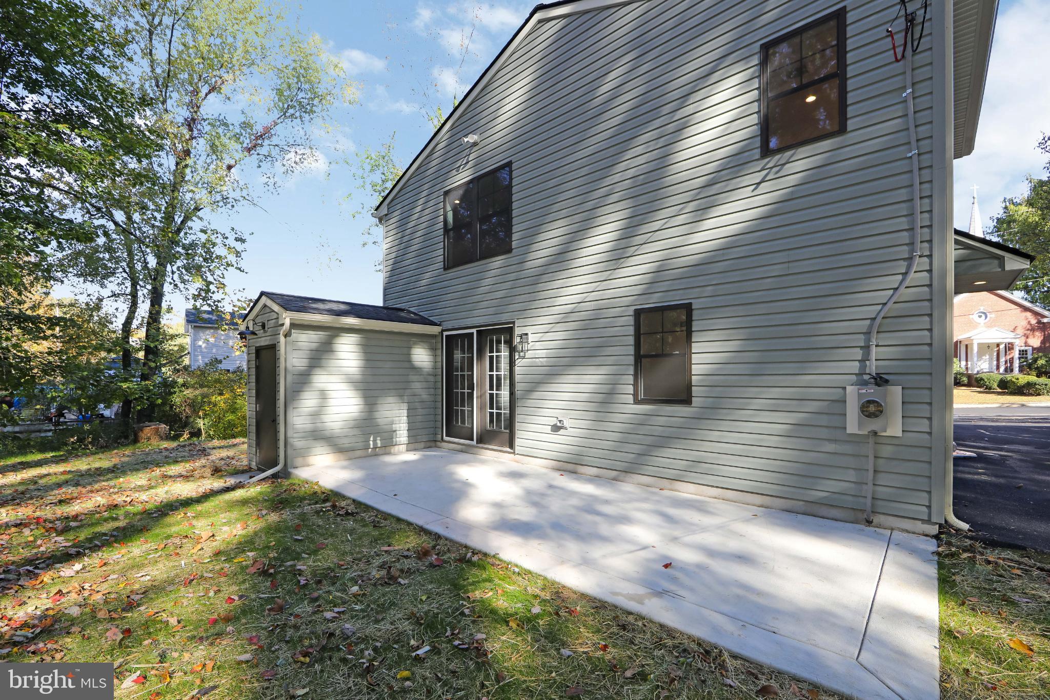 22 Scenic Road Springfield, PA 19064 - Photo 45 of 56 a view of backyard of the house