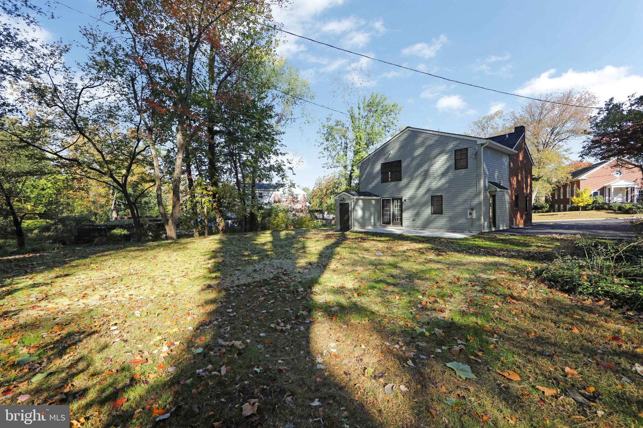22 Scenic Road Springfield, PA 19064 - Photo 48 of 56 a view of a yard with large tree