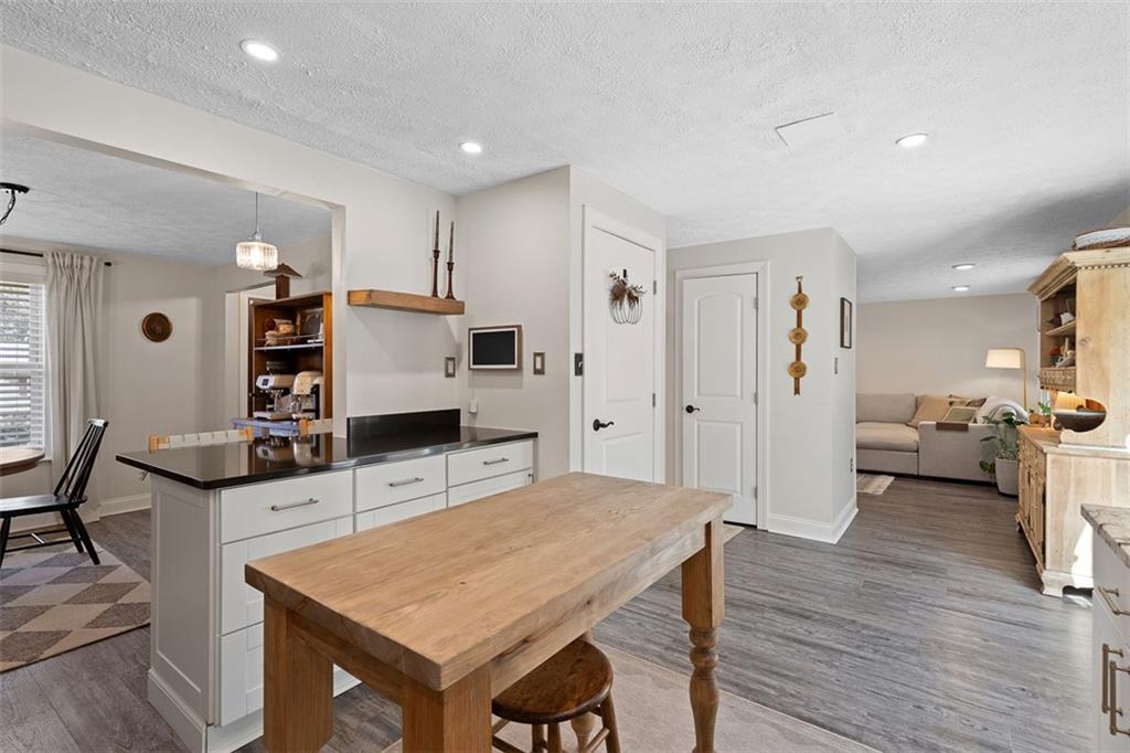 218 Lakeside Drive McKees Rocks, PA 15136 - Photo 17 of 48