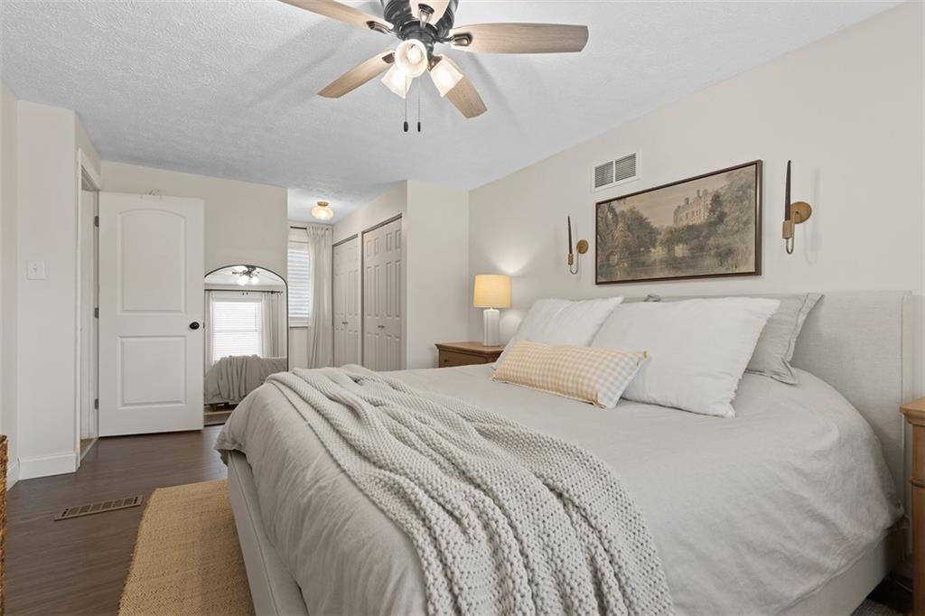 218 Lakeside Drive McKees Rocks, PA 15136 - Photo 23 of 48