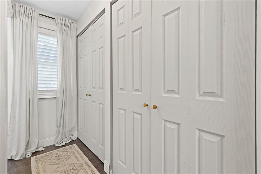 218 Lakeside Drive McKees Rocks, PA 15136 - Photo 25 of 48