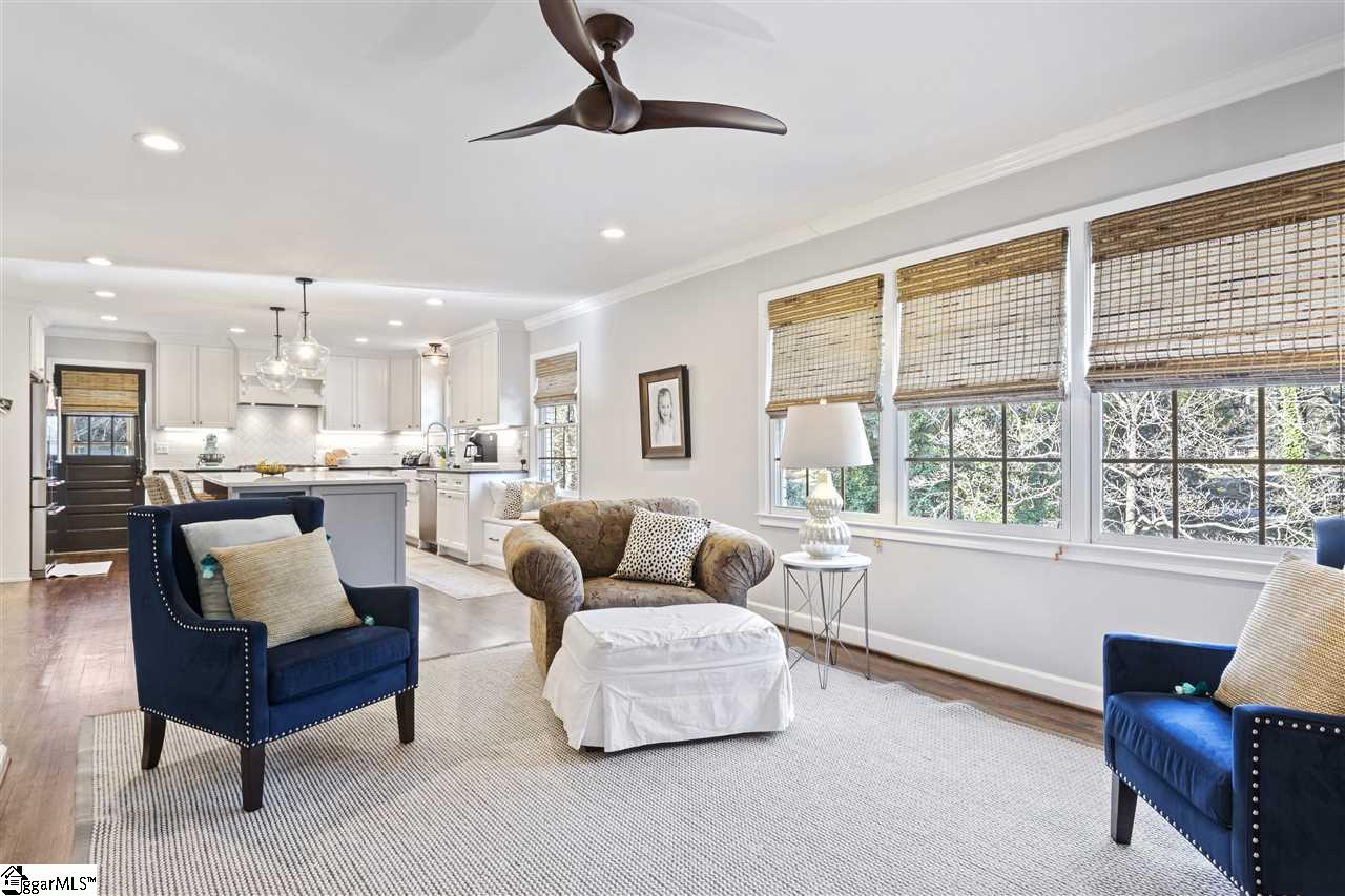 322 Henderson Road Greenville, SC 29607 - Photo 11 of 36